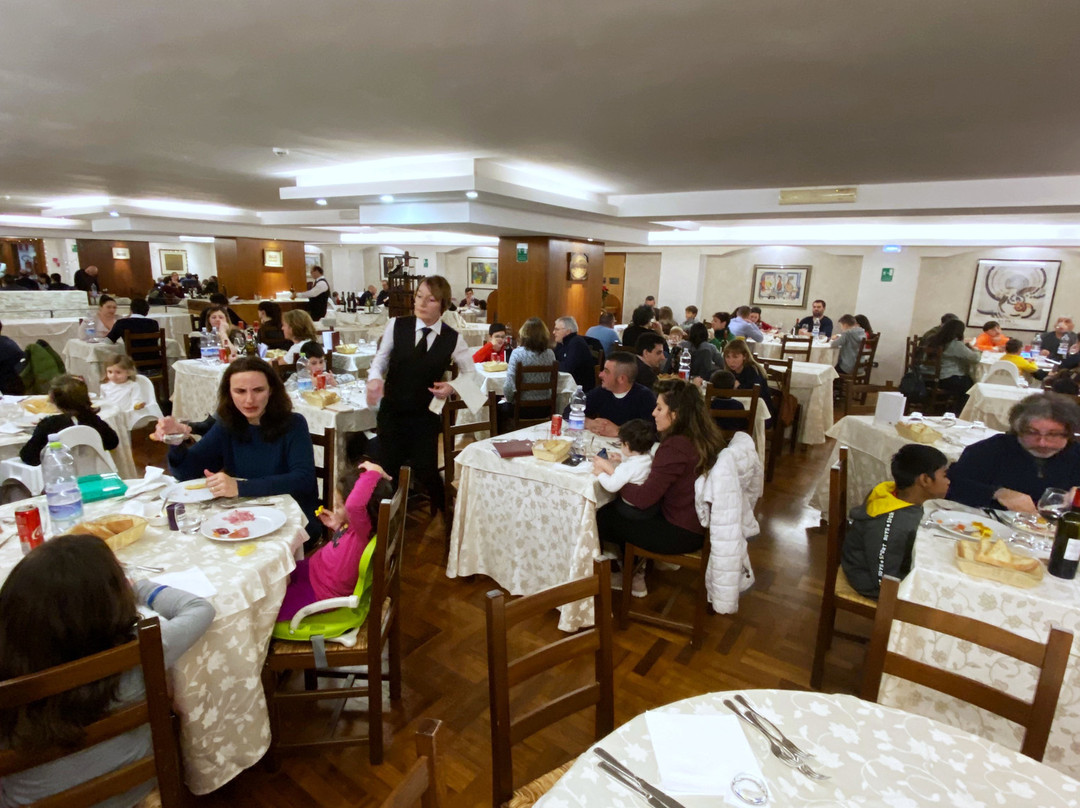 Hotel Kristall主图