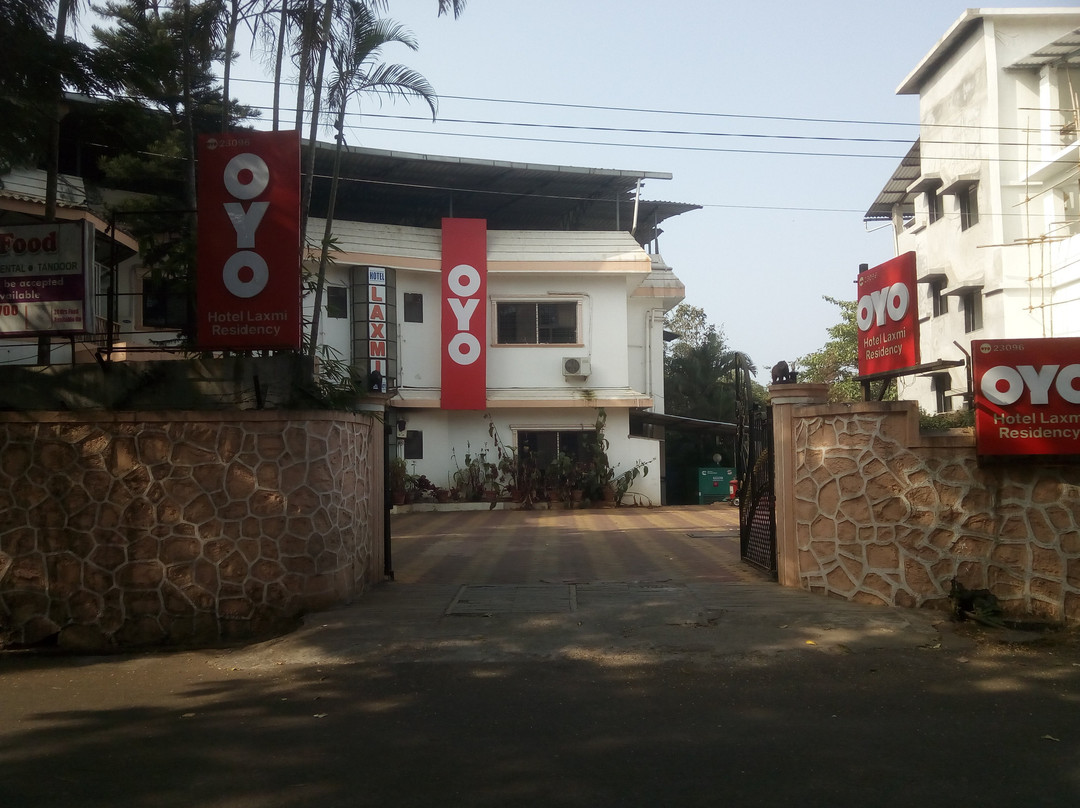 OYO Flagship 23096 Laxmi Residency主图