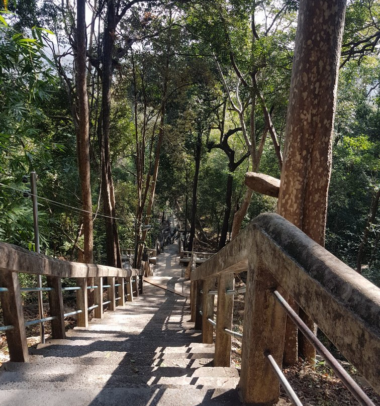 Phra That Phu Phek-藩那尼空必去景点