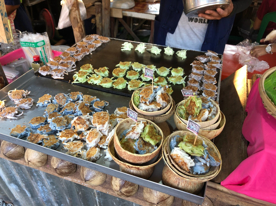Khlong Khang Pier Market景点图片