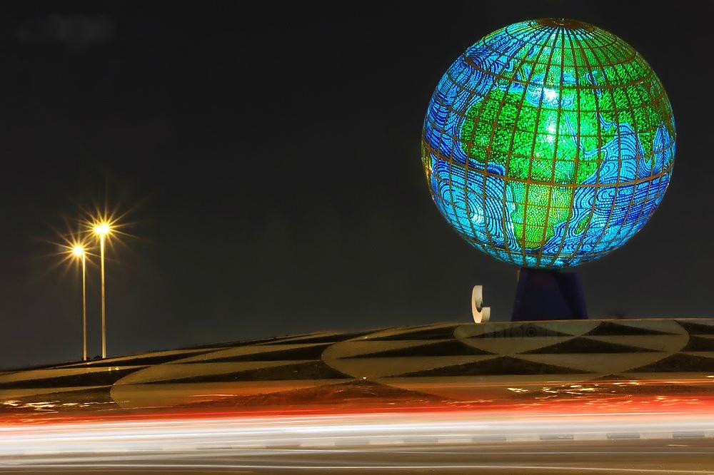 Globe Roundabout-吉达必去景点