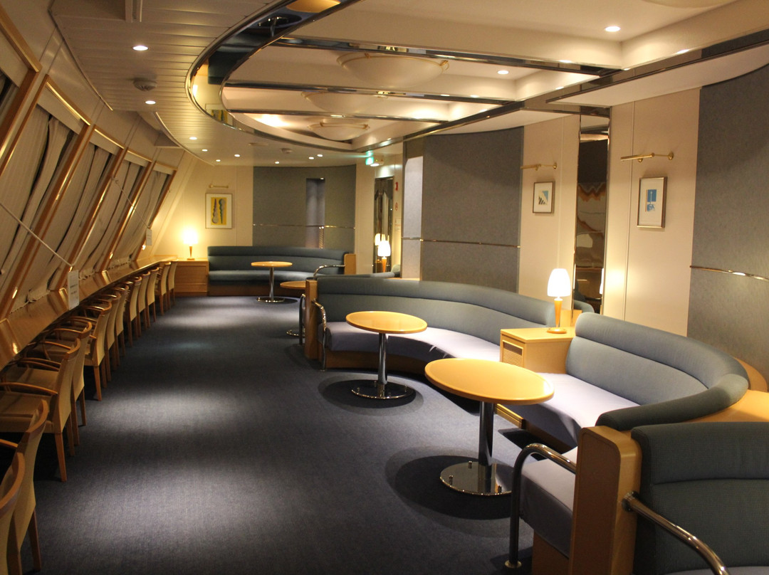 Shin Nihonkai Ferry from/to Komakomai Port-厚真町必去景点