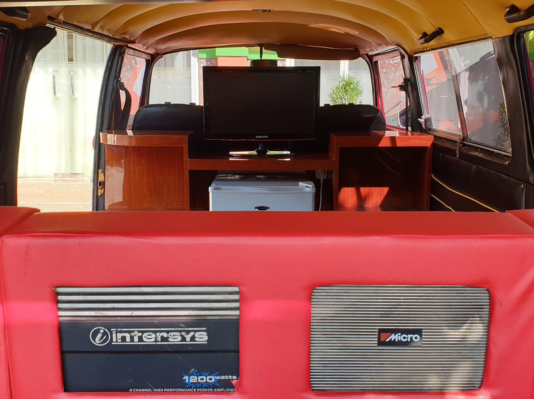 Bali Classic Limousine-登巴萨必去景点