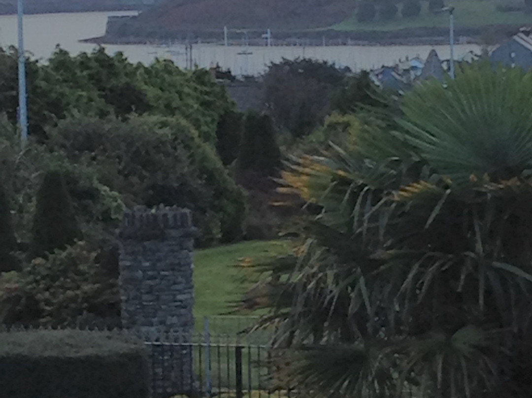 Woodlands House主图