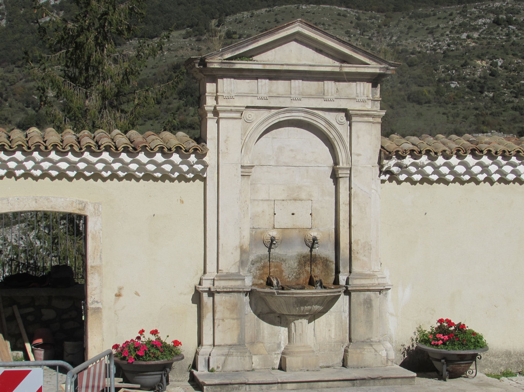 Fontana di Barrea景点图片
