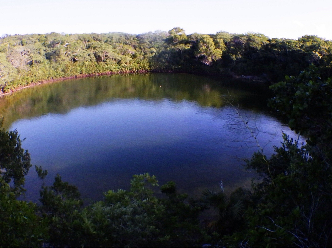 North Caicos旅游景点-Cottage Pond