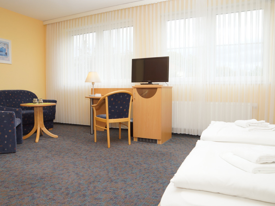 Warias Hotel & Restaurant主图