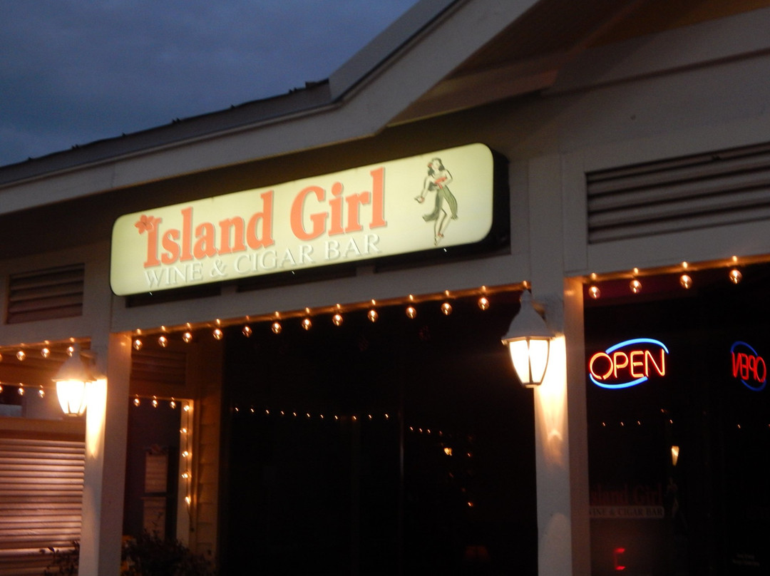 Island Girl Cigar & Wine Bar景点图片