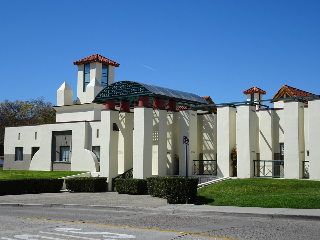 San Juan Capistrano Regional Library景点图片