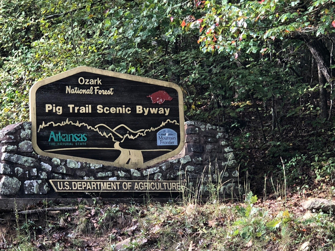 Pig Trail National Scenic Byway景点图片