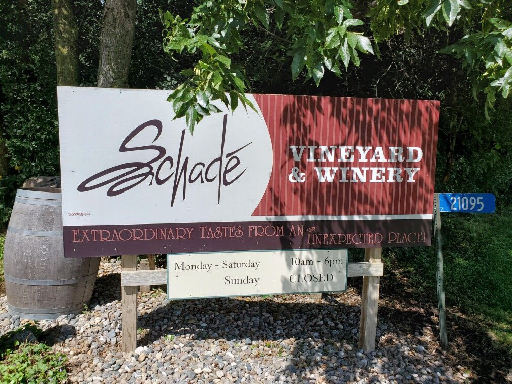 Schade Vineyard & Winery景点图片