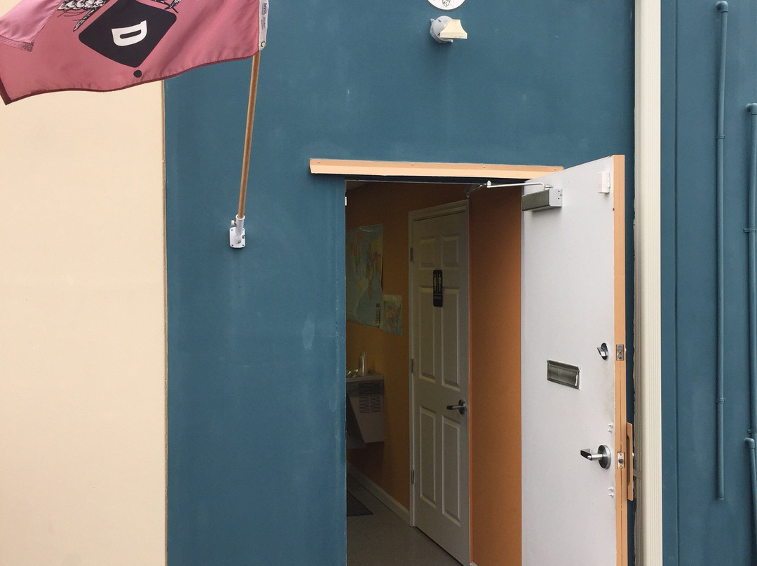 Swansea旅游景点-Crouch Distilling