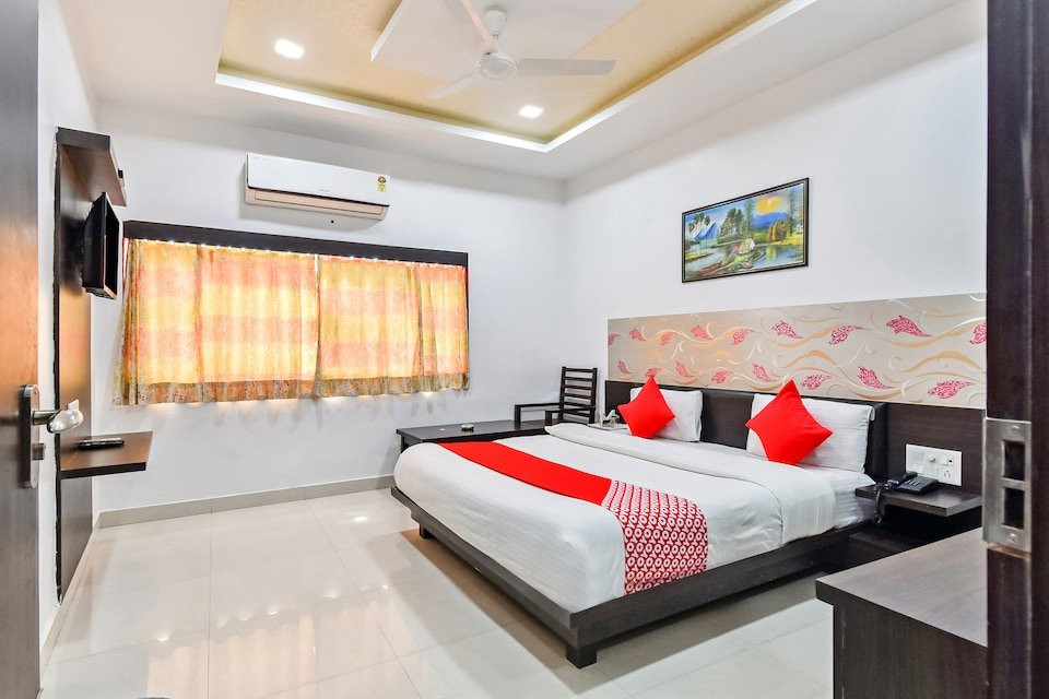 OYO 33388 Hotel Rajputana Heights