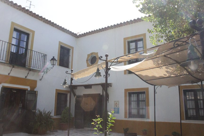 Manantial de Roya Hotel主图