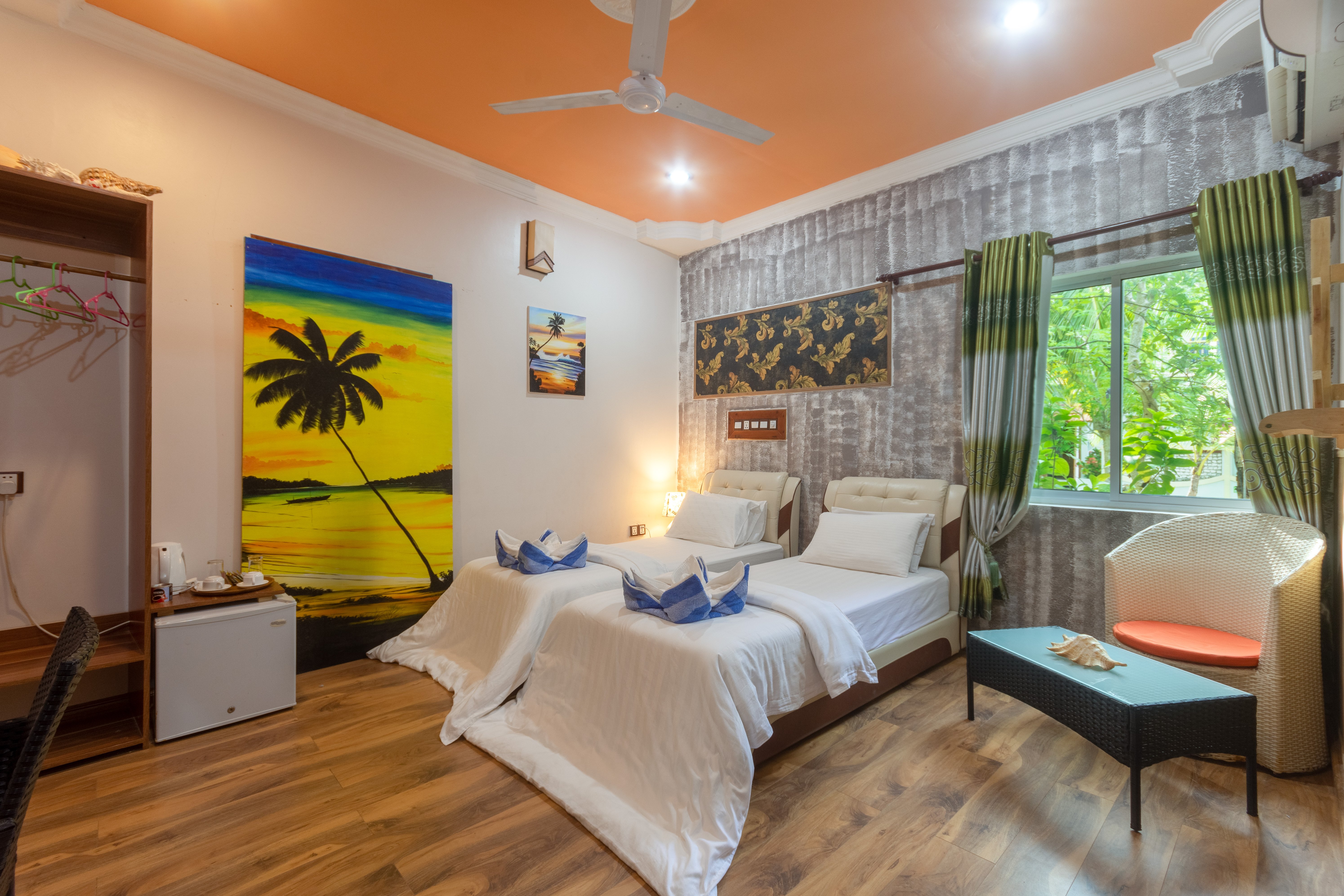 Coral Reef View Inn-官方