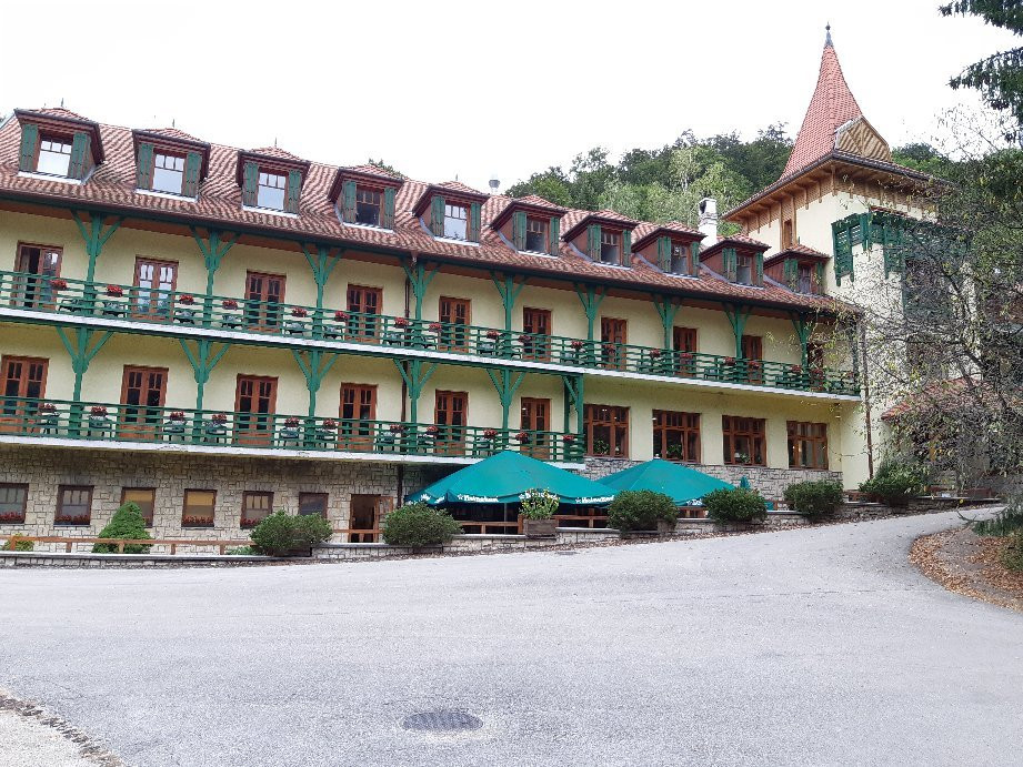 Bakony Hotel主图
