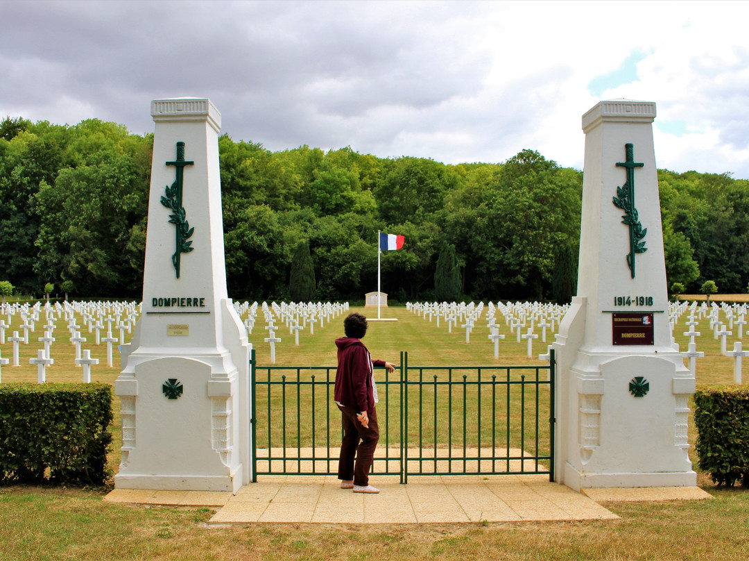 Nécropole nationale de Dompierre-Dompierre必去景点