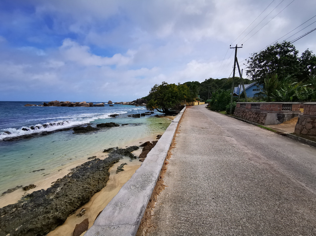 Anse Consolation-普拉兰岛必去景点