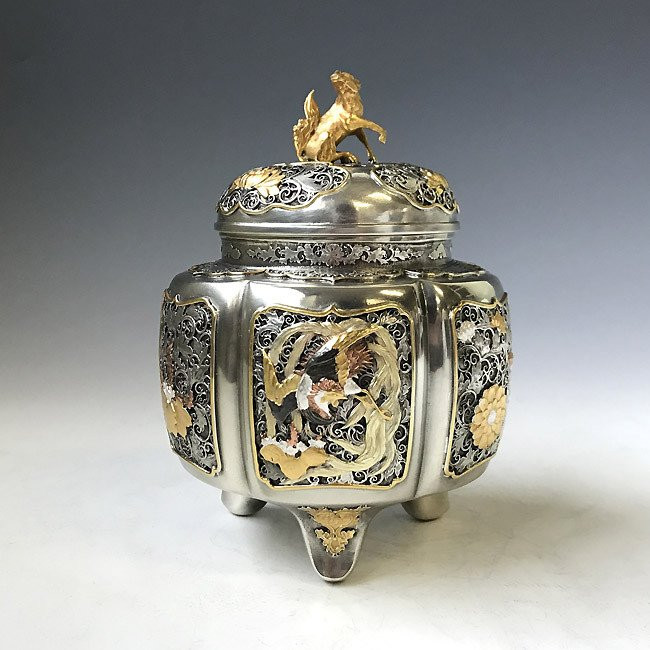 Gallery Yotsui Artcrafts-高冈市必去景点