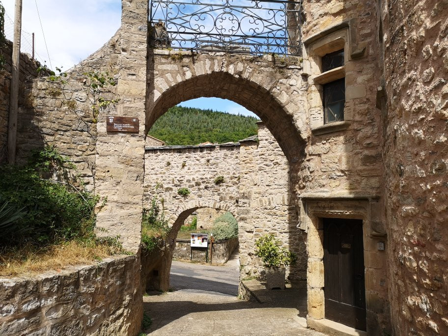 Le Chateau de Boussagues主图