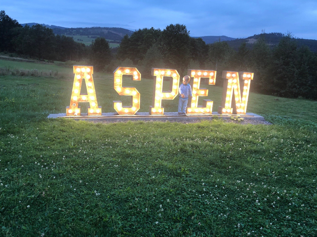 Aspen Prime Ski & Bike Resort主图
