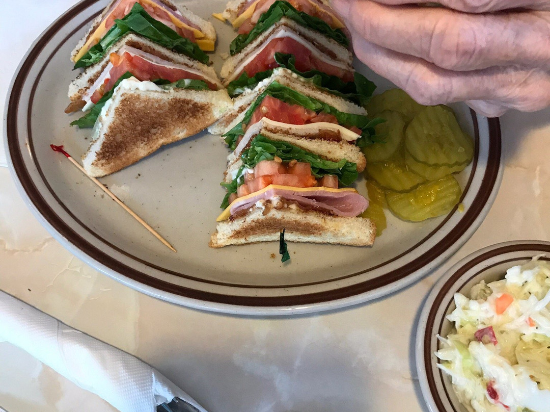 Wood River餐馆和美食-Fiona's Family Restaurant