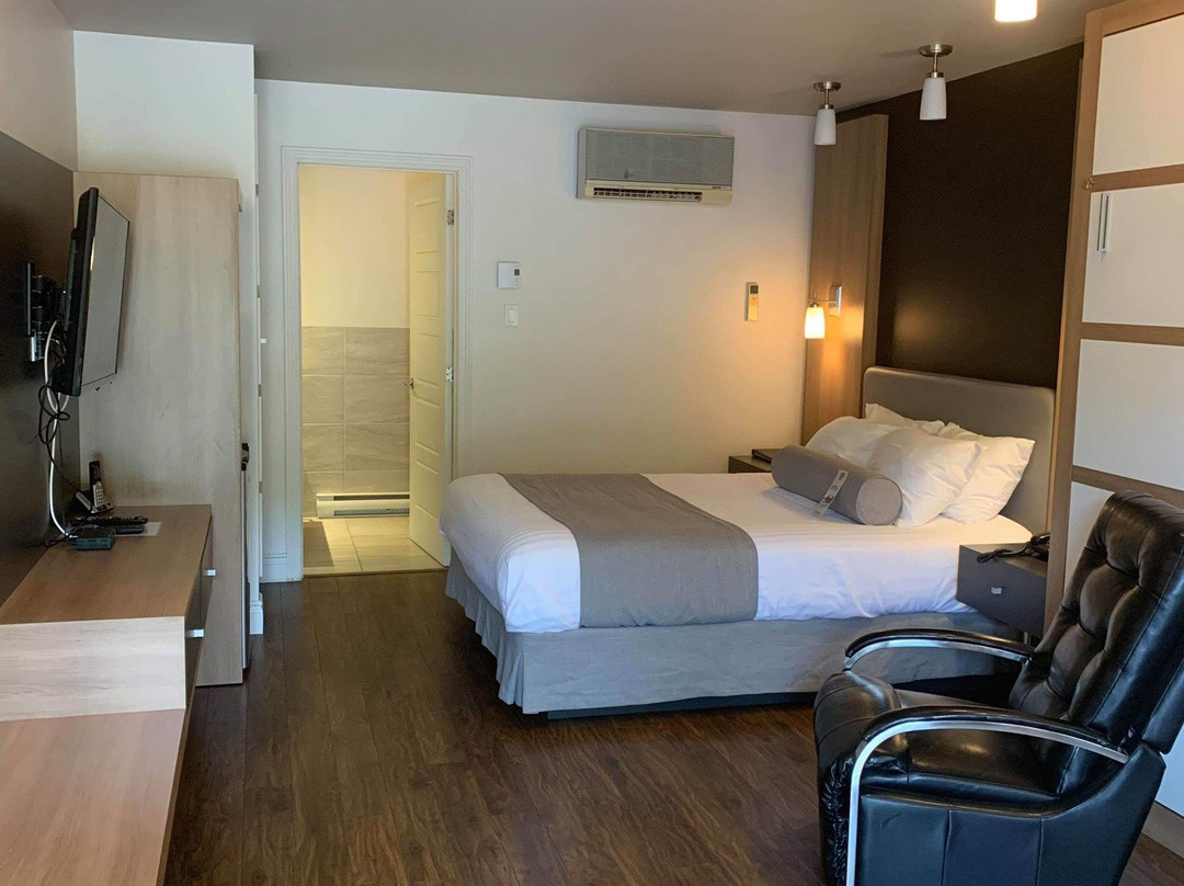 Hotel Marineau Centre主图