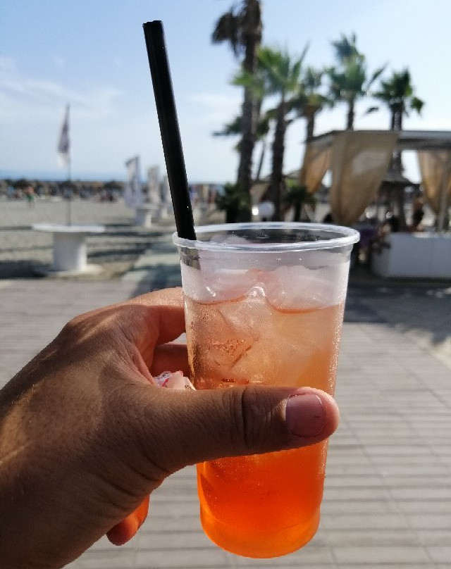 Le B Club-Gizzeria Lido必去景点