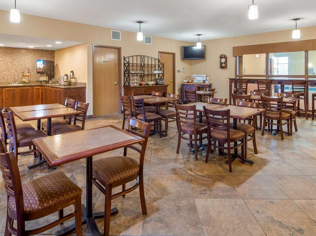 Best Western Plus Chelsea Hotel主图