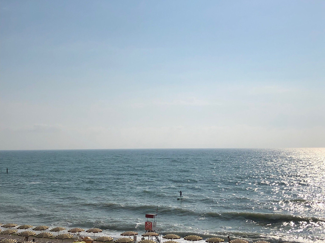 Numana Beach Alta-努马纳必去景点