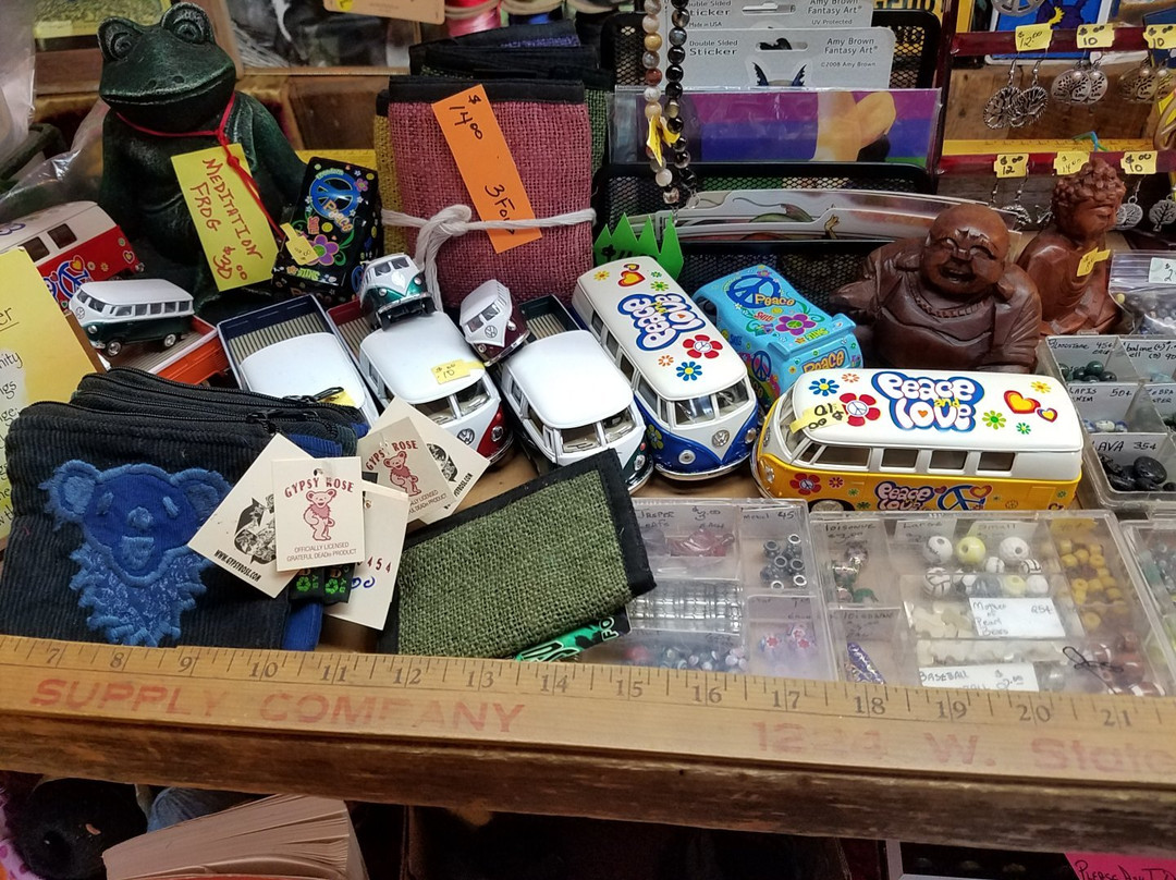 Ms. Be's Purple Bus-Ocoee必去景点