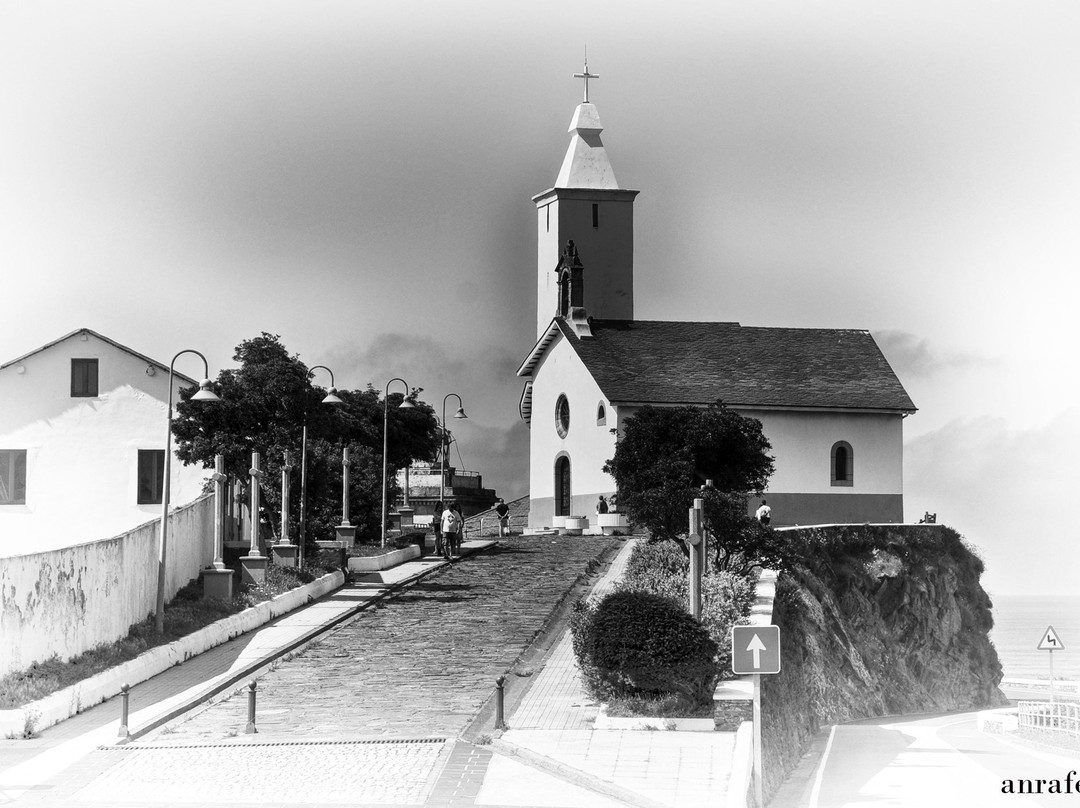 Capilla de la Atalaya y faro-卢阿尔卡必去景点