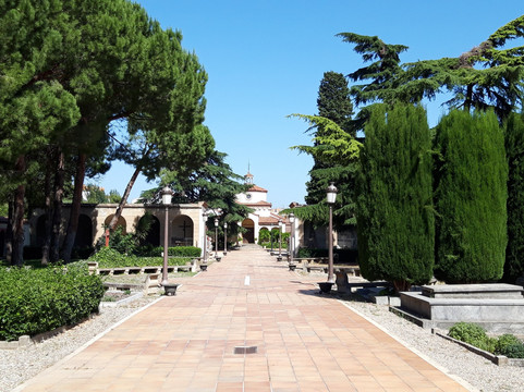 Cementiri Vell d'Igualada-伊瓜拉达必去景点