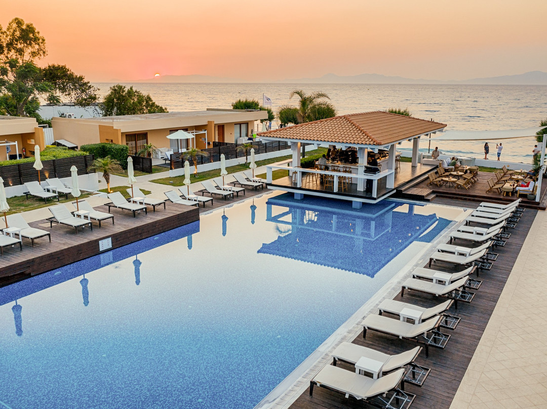 Villa Di Mare Seaside Suites