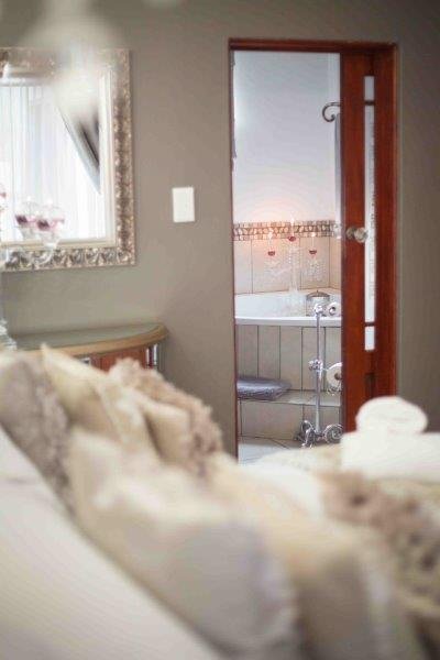 Vaal De Vue Guesthouse-portrait