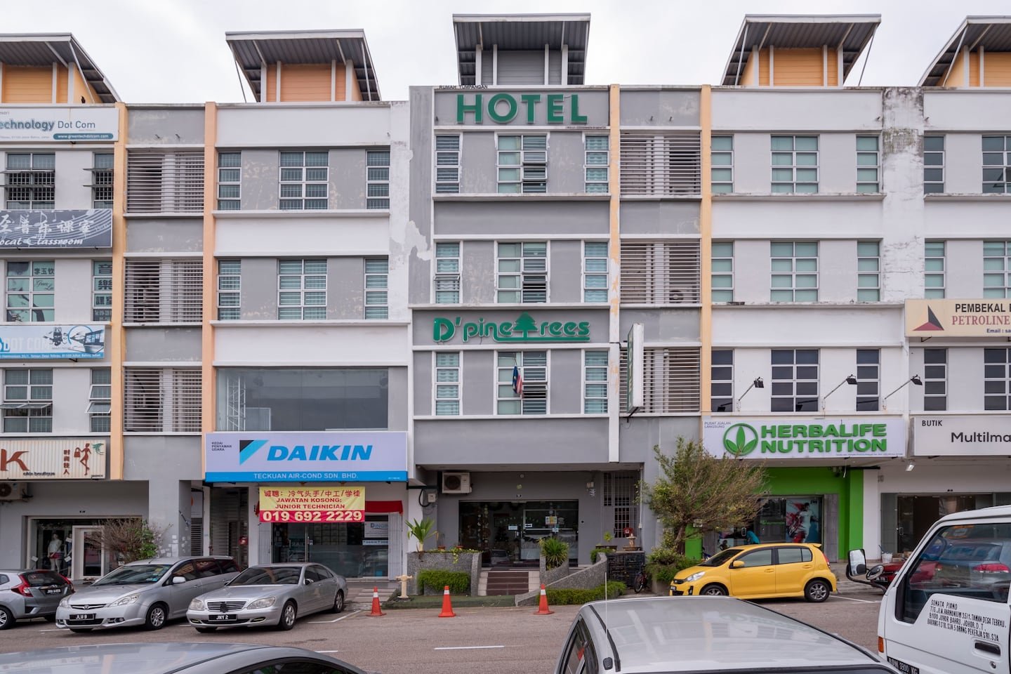 OYO 614 D'Pinetrees Hotel-官方