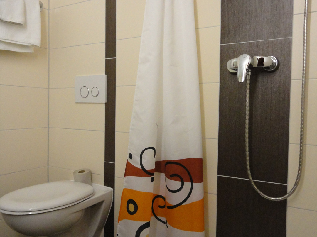 Landgasthof-Hotel-Hirsch主图