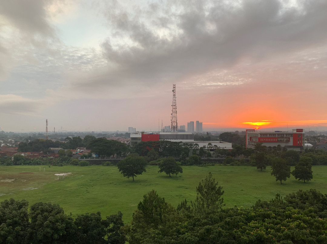 塞尔蓬BSD城珊迪卡酒店主图