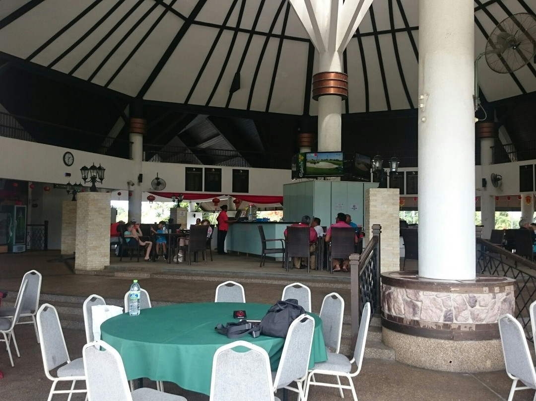 Staffield's Golf Course-Mantin必去景点