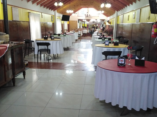 Restorant Ahí Rojo De Imperial