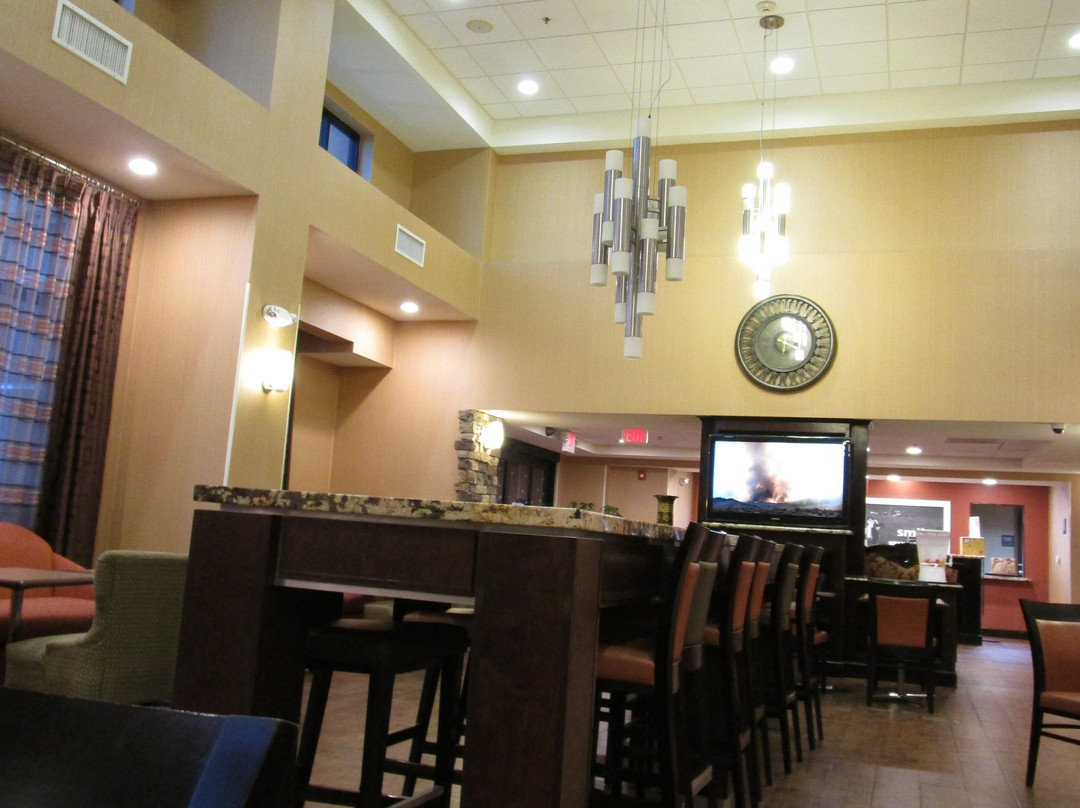 Hampton Inn & Suites Bakersfield/hwy 58主图
