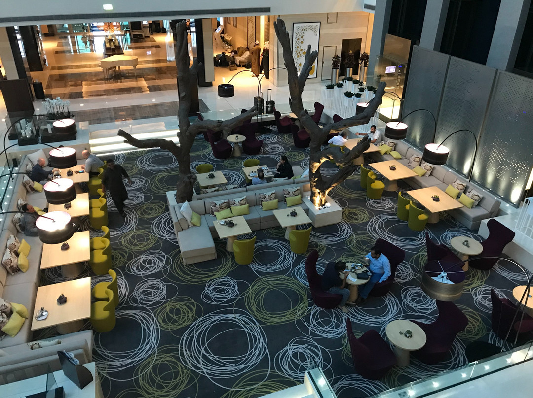 罗塔纳羚羊主图