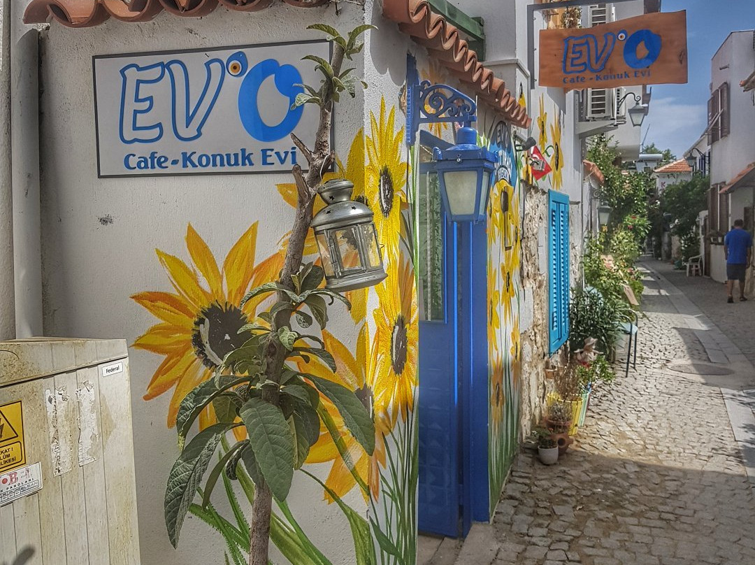 Evo Cafe & Konuk Evi