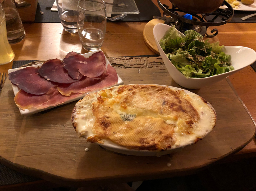 Hotel Le Caribou主图