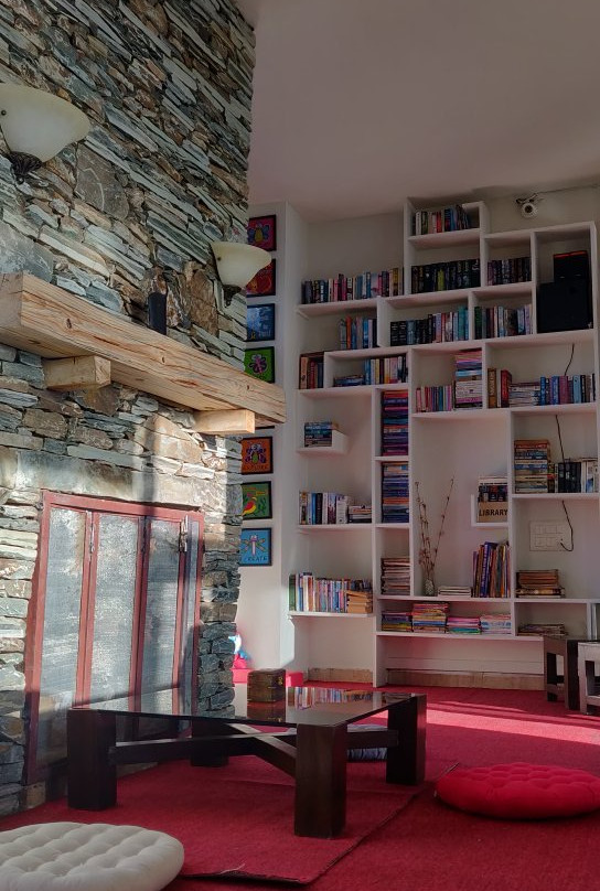 Woodsmoke Retreat主图