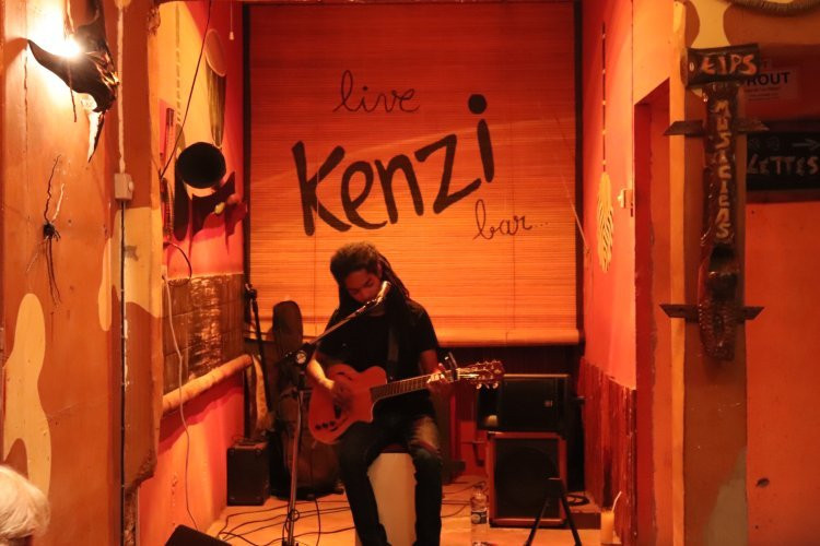 Kenzi Bar-弗力克昂弗雷克必去景点