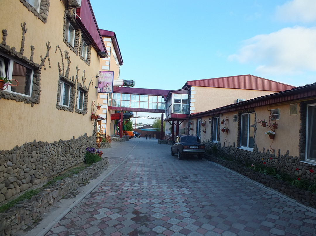 Berdychiv旅游景点-Korolivska Bochka Entertainment and Wellness Centre