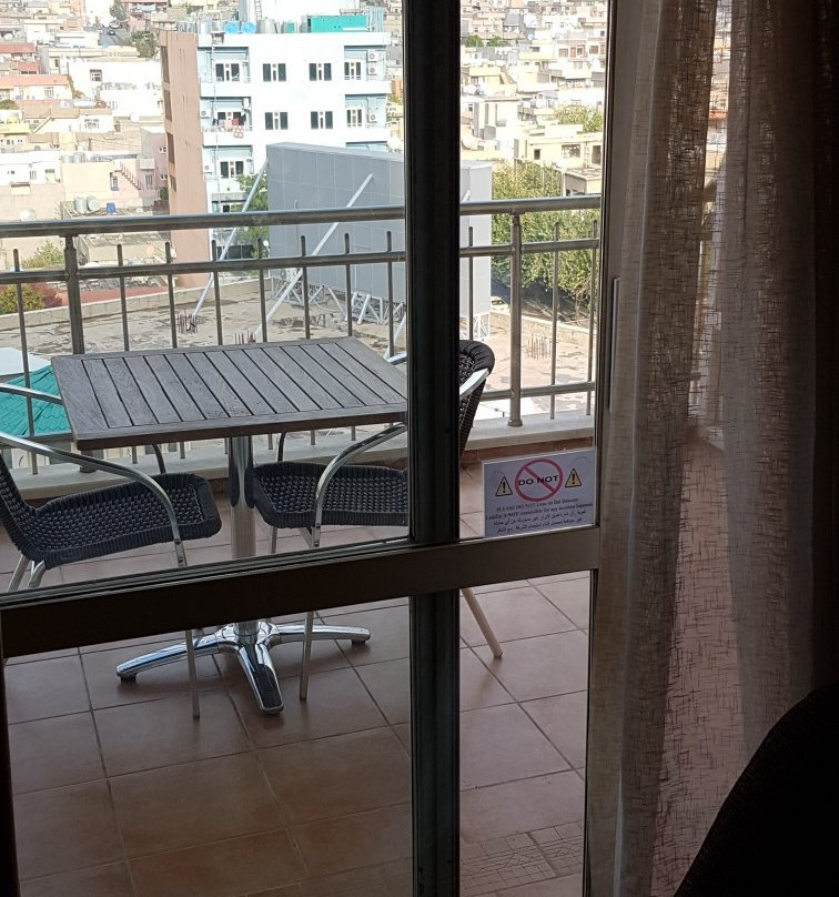 Lalezar Hotel and Restaurant主图