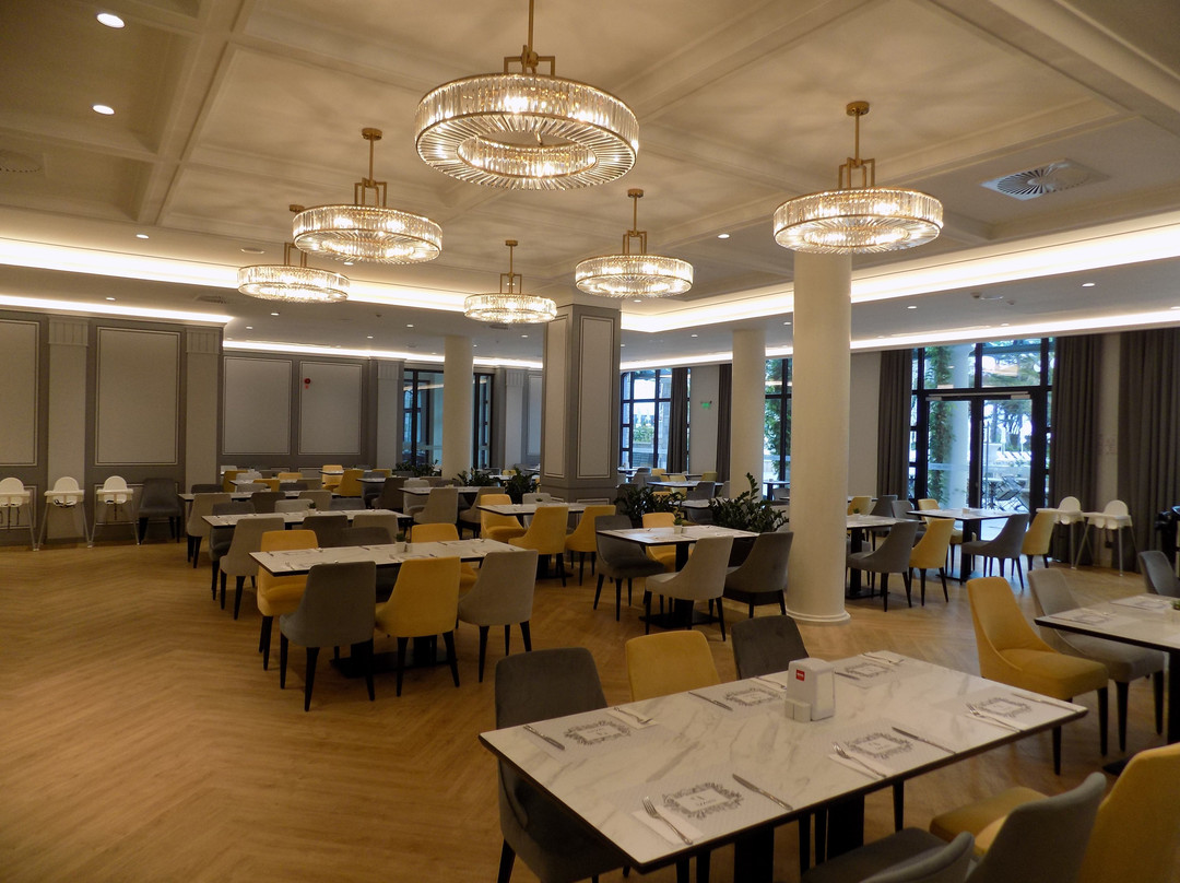 St. Constantine and Helena Hotel
