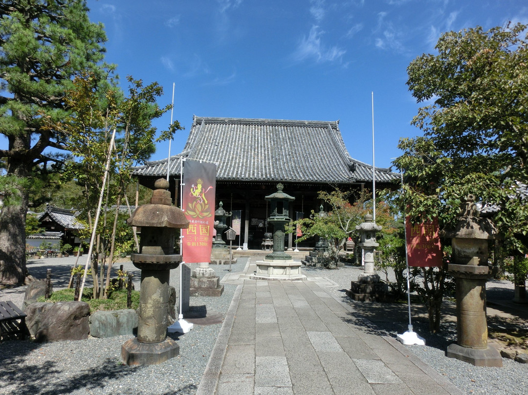 Anao-ji Temple-龟冈市必去景点